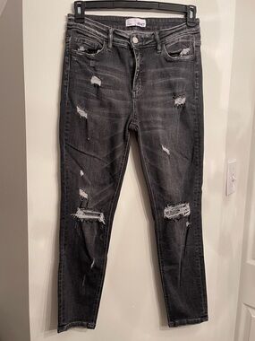 VERVET Distressed Black Skinny jeans size 30